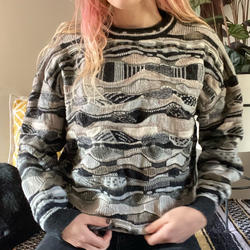Neutral Colors ‘Coogi’ Style Sweater